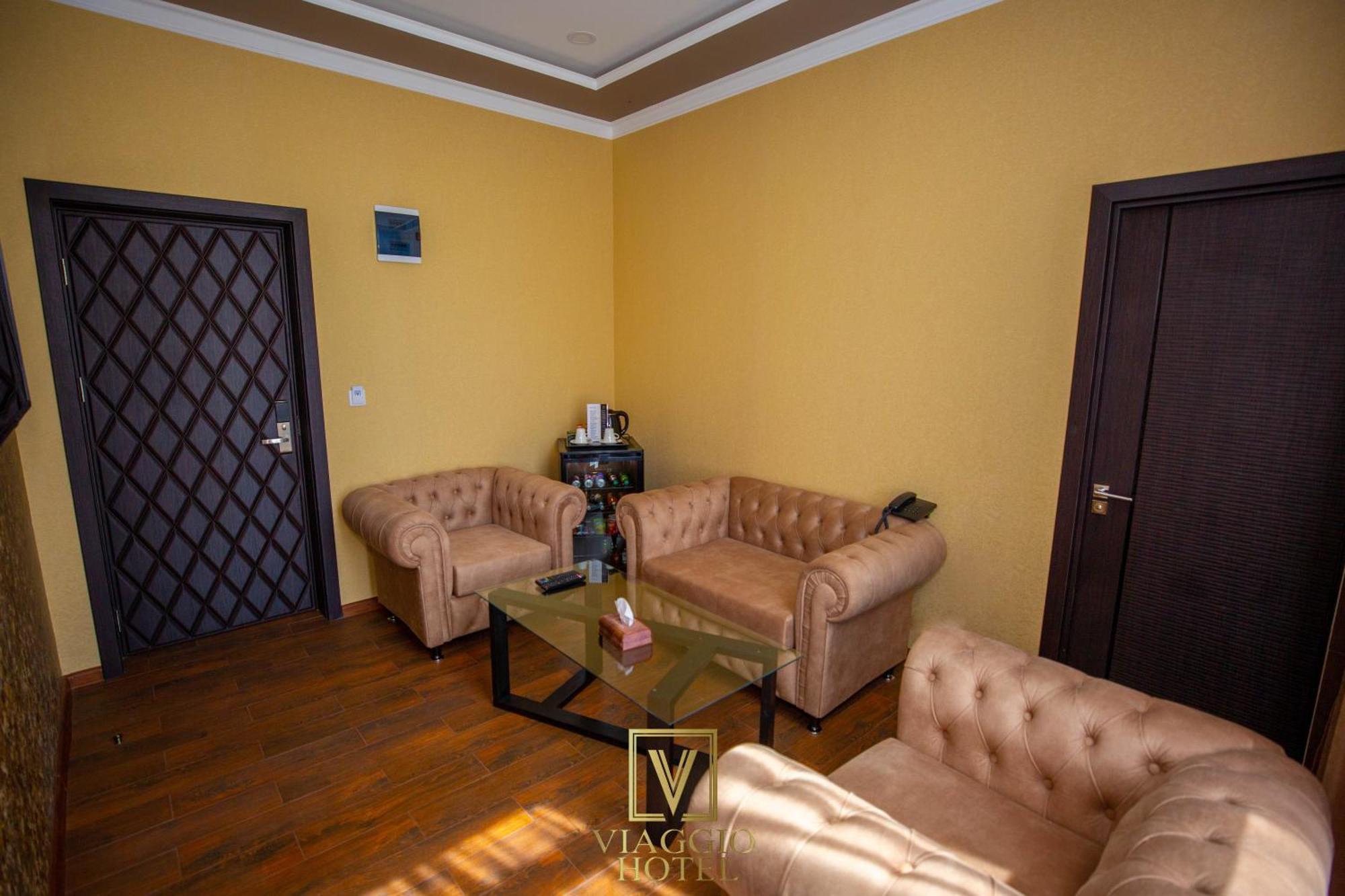 Vg Hotel 예레반 외부 사진
